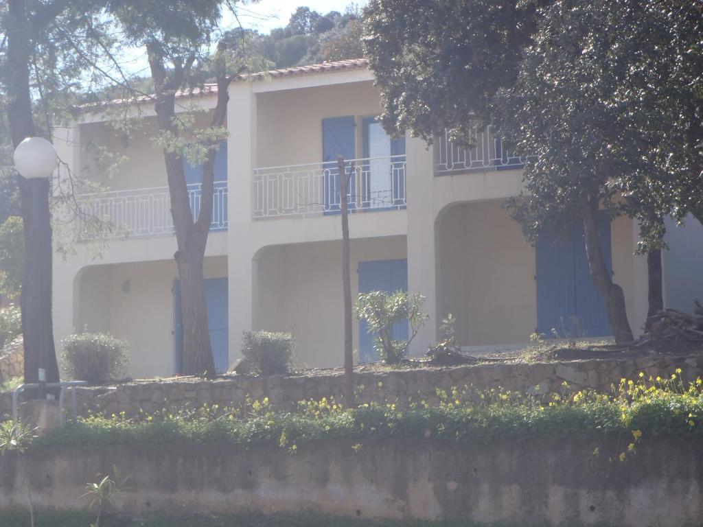 Aparthotel Cala Di Sole à Algajola  Chambre photo